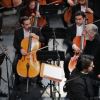 ارکستر ملی ایران با دو خواننده روی صحنه رفت/از «پرهیز عاشقانه» تا «ماه من»