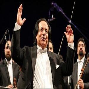 اجرای کنسرت ارکستر سمفونیک تهران به دلیل «نوازندگی زنان» لغو شد