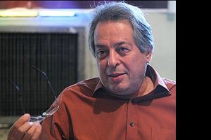 هوشنگ کامکار: این اثر برای بزرگداشت شفیعی کدکنی استاد ادبیات ایران است